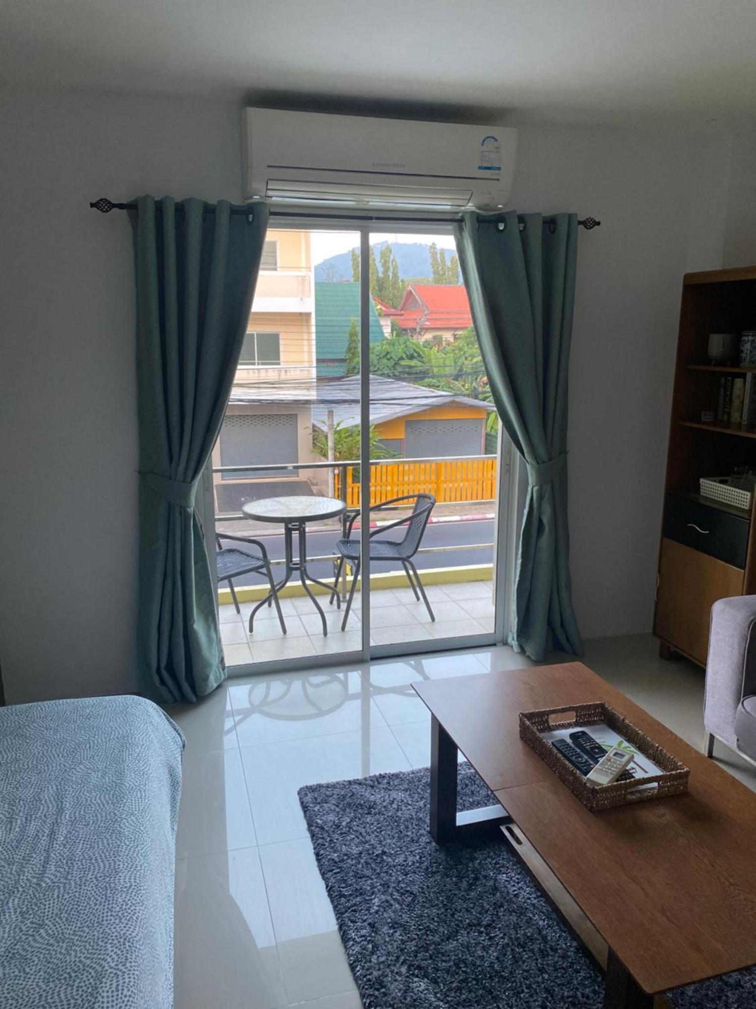 English Owned Homestay And Yoga Chalong Exterior foto